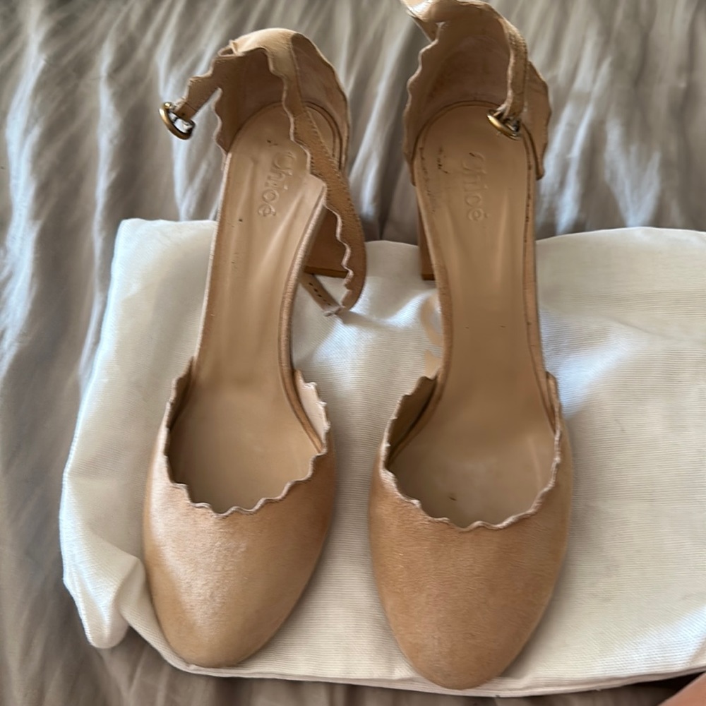 Chloe pumps size 6.5 color tan